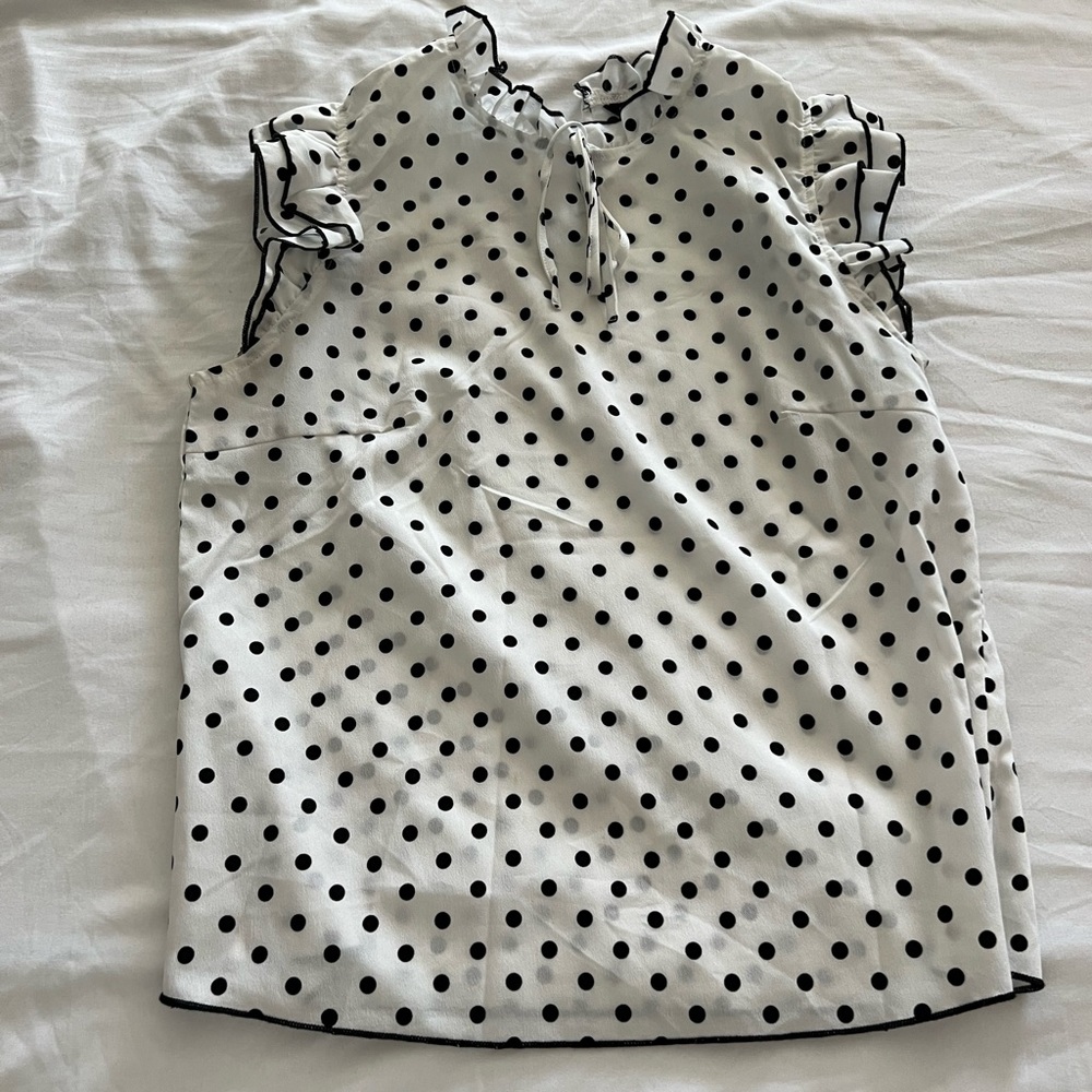 polka dot top